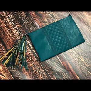 Clutch purse with tassel